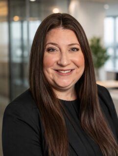 Erin – Dental Hygienist