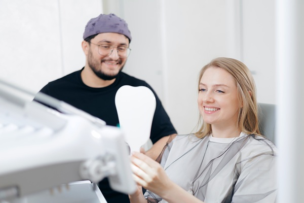 How Dental Bonding Is Used As Part Of A Smile Makeover